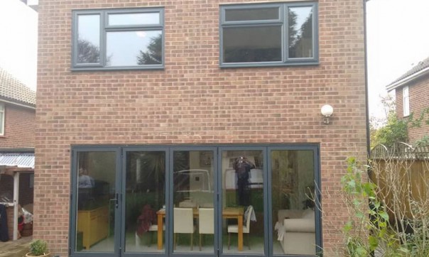 4.6m aluminium bi-fold doors