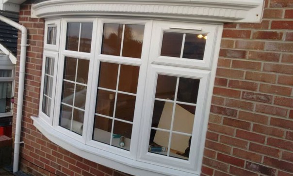 Georgian bar effect bay window