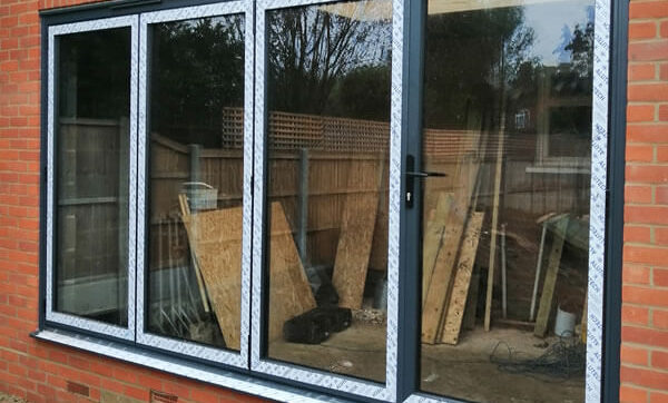 4 pane aluminium bifold door